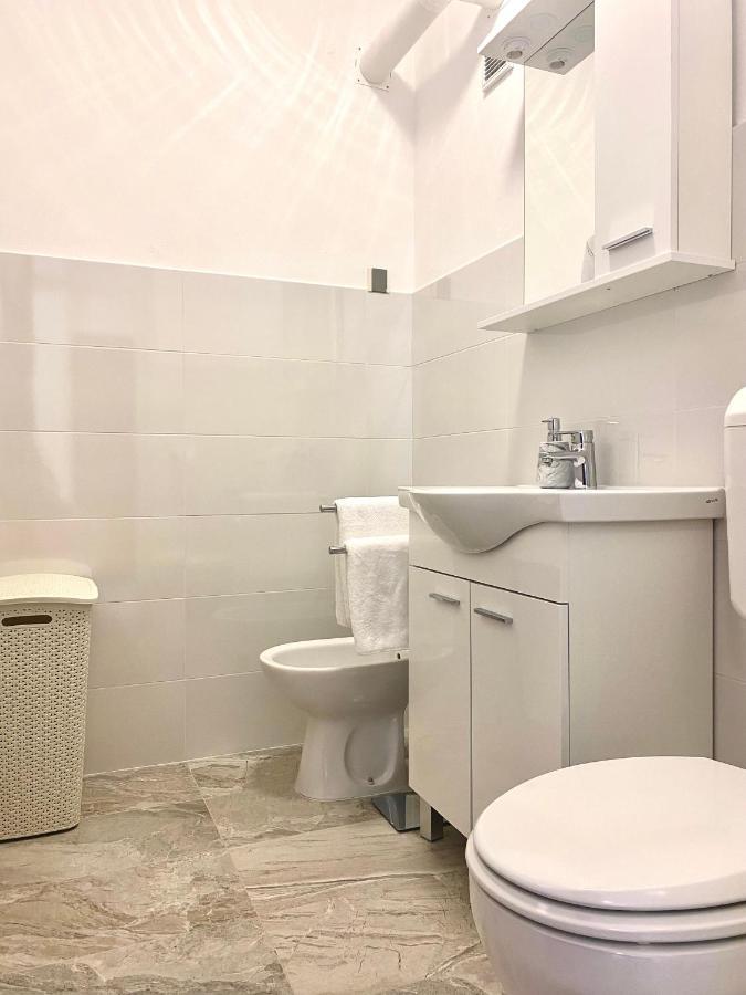 Ema Apartment Pula Extérieur photo